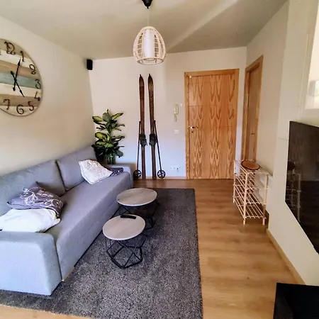 Vistas Al Lago De Osseja - Cerca De Puigcerda - Parking Y Trastero Privado Apartment